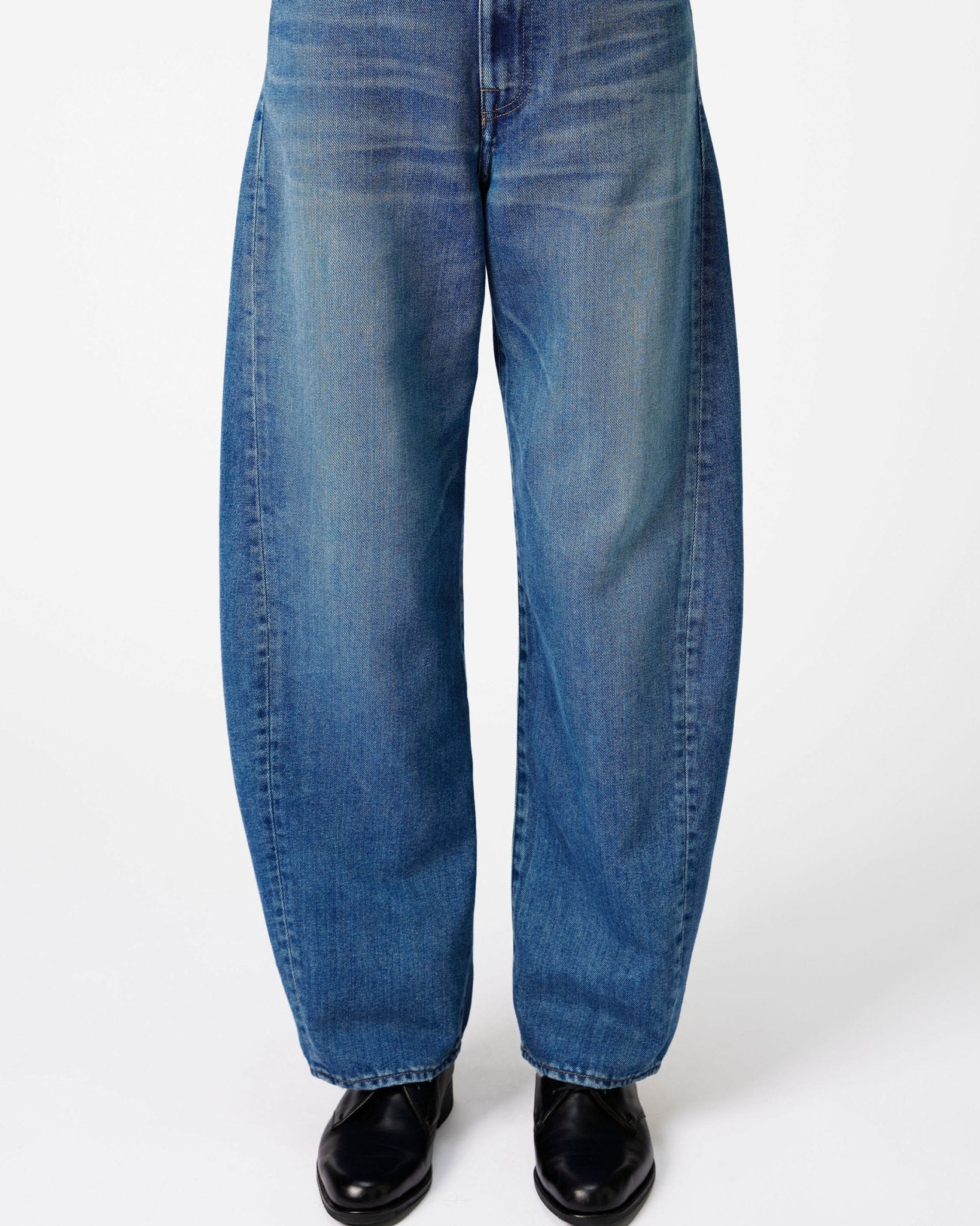 WOMEN｜Light Curve Jeans 9oz Medium Indigo - Japan Blue Jeans