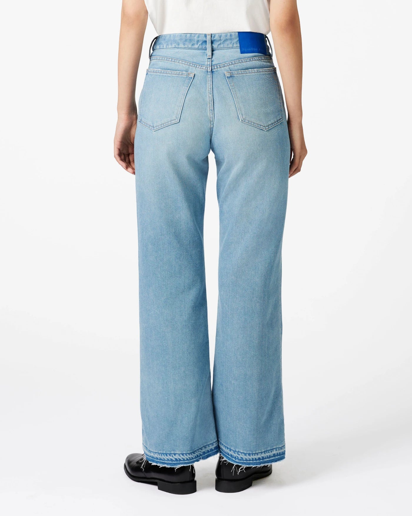 WOMEN｜Light Flare Jeans 9oz Light Indigo - Japan Blue Jeans