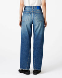 WOMEN｜Skew Straight Jeans 11oz Medium Indigo - Japan Blue Jeans