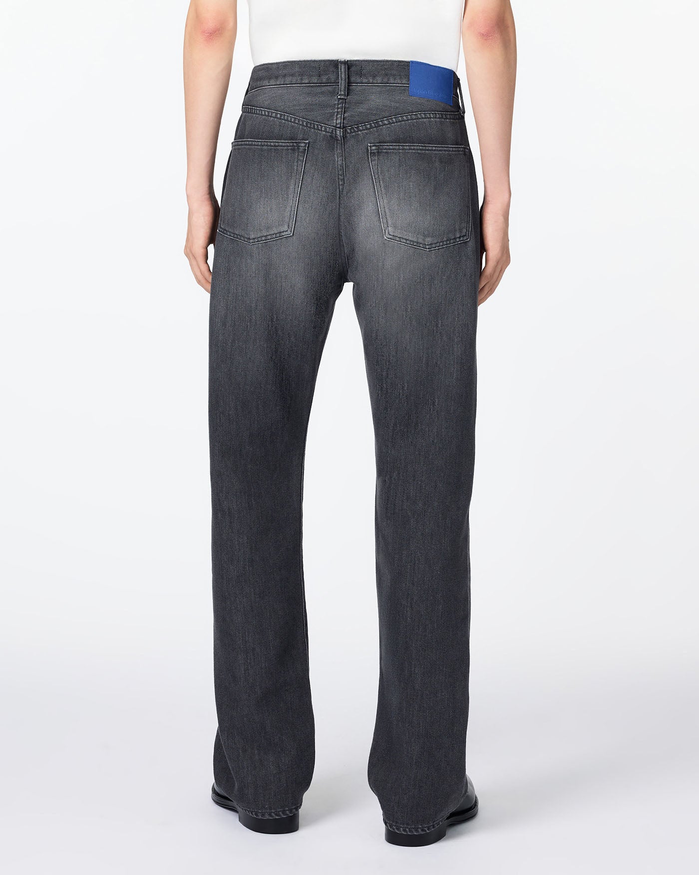 MEN｜Light Wide Jeans 9oz Washed Black - Japan Blue Jeans
