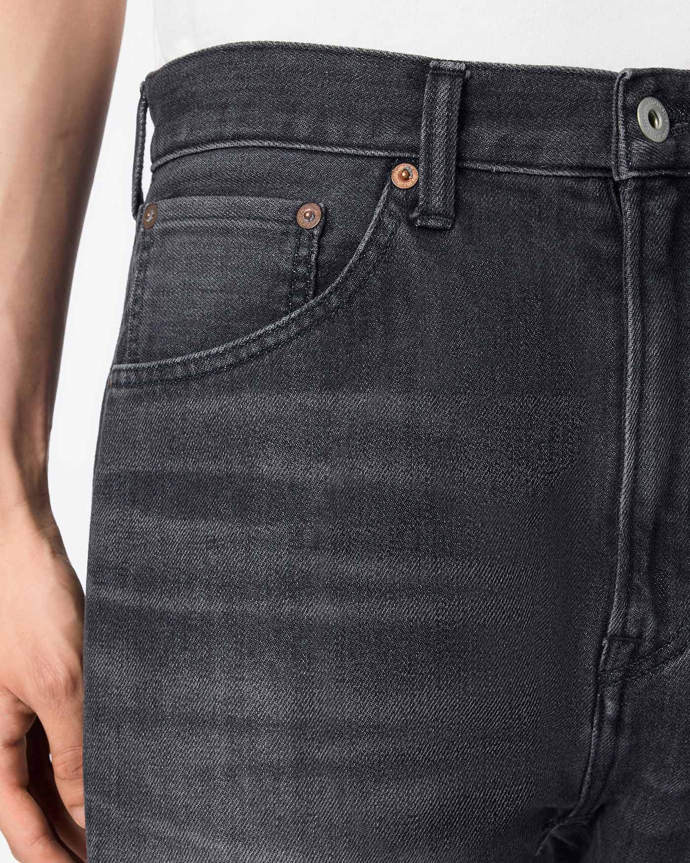 MEN｜Light Wide Jeans 9oz Washed Black - Japan Blue Jeans