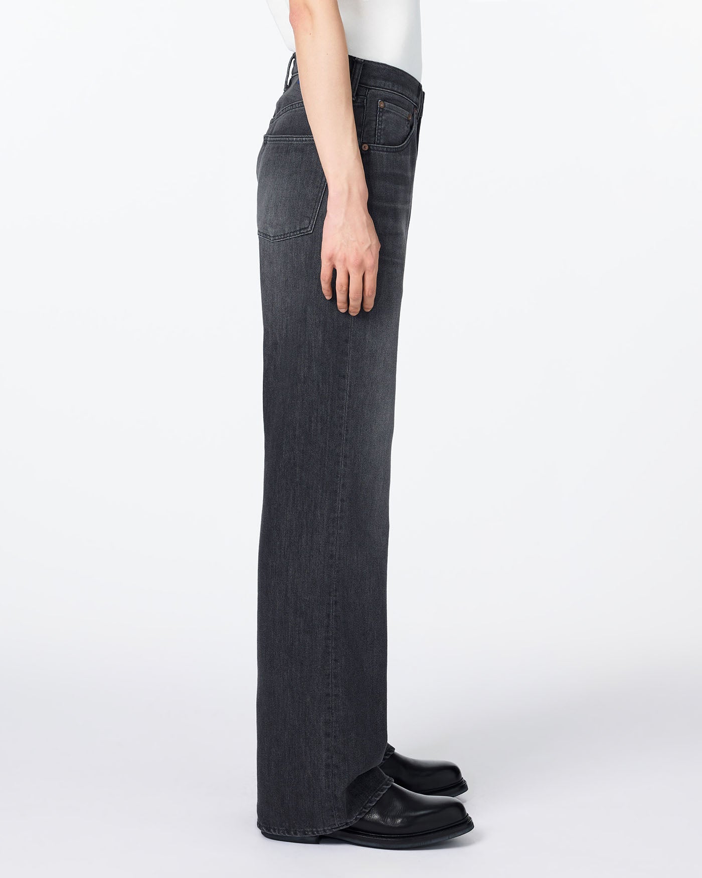 MEN｜Light Flare Jeans 9oz Washed Black - Japan Blue Jeans