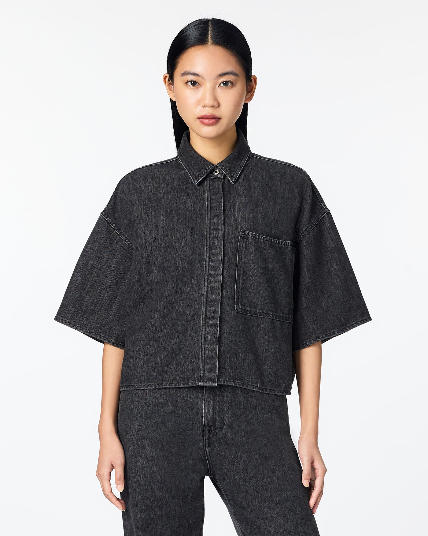 WOMEN｜Light Denim SS Shirt 9oz Washed Black - Japan Blue Jeans